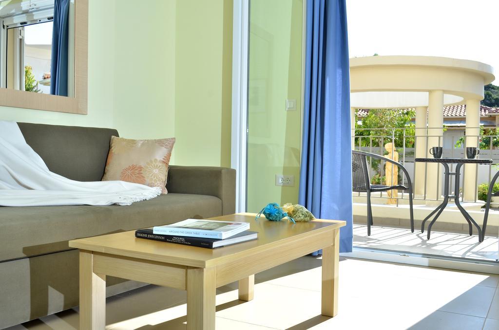 Hotel Estia Foinikounda Chambre photo