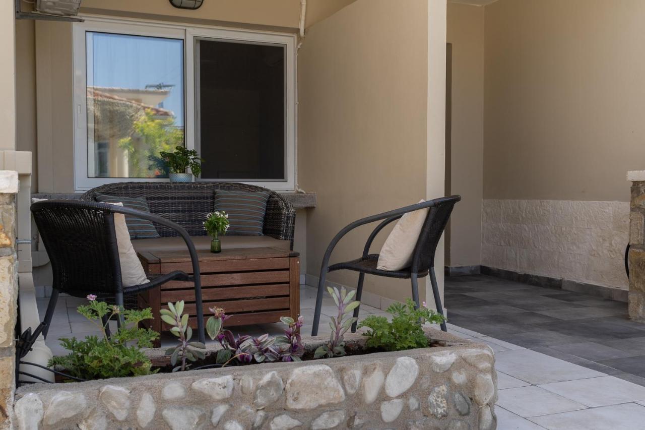 Hotel Estia Foinikounda Extérieur photo