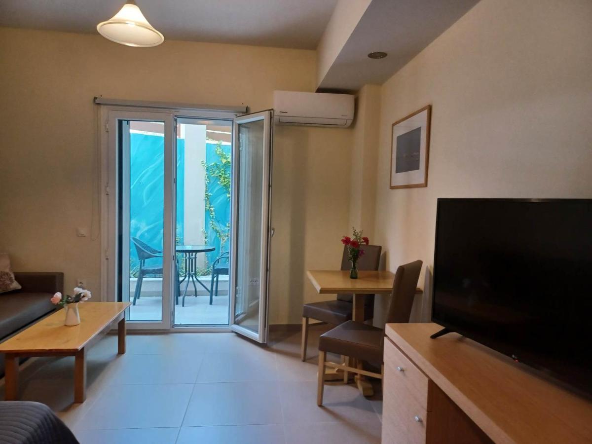 Hotel Estia Foinikounda Extérieur photo