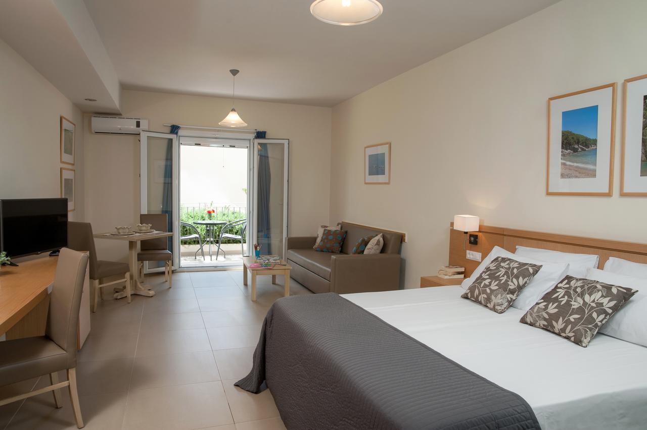 Hotel Estia Foinikounda Extérieur photo